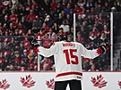 Zklamaný kanadský útoník Shane Wright bhem utkání s eskou dvacítkou