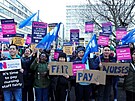 V Londýn stávkují zdravotní sestry za vyí platy. (20. prosince 2022)