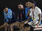 Lionel Messi a spol. si uvítání po píletu do Buenos Aires uívali.