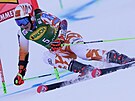 Slovenská lyaka Petra Vlhová na trati obího slalomu v rakouském Semmeringu.