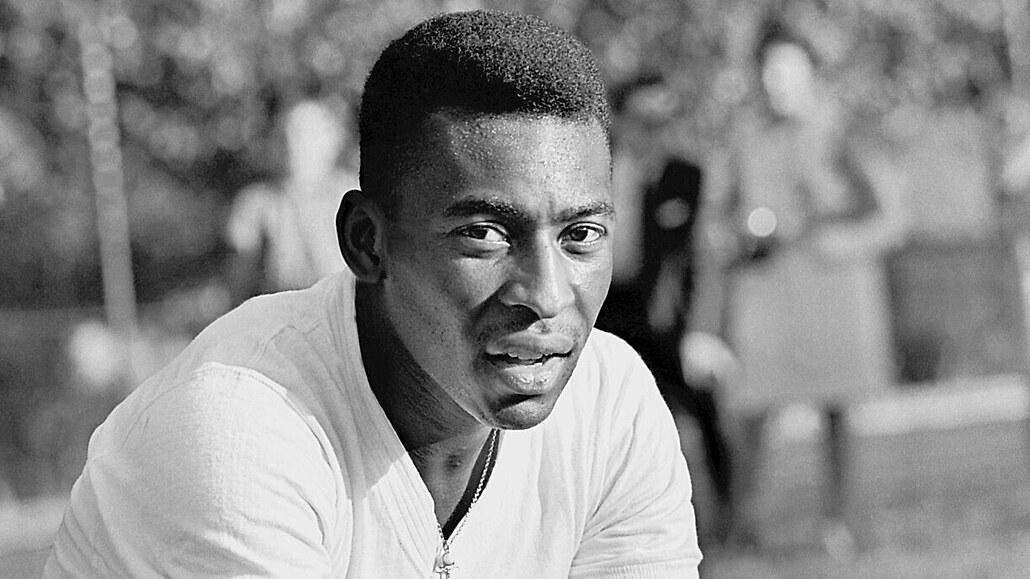 Nejlepí fotbalista historie Pelé, kdy mu bylo ptadvacet let.
