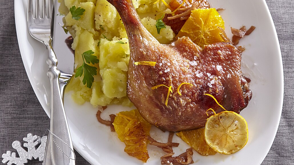 Kachní stehna na zázvoru a pomerančích – Recepty iDNES.cz