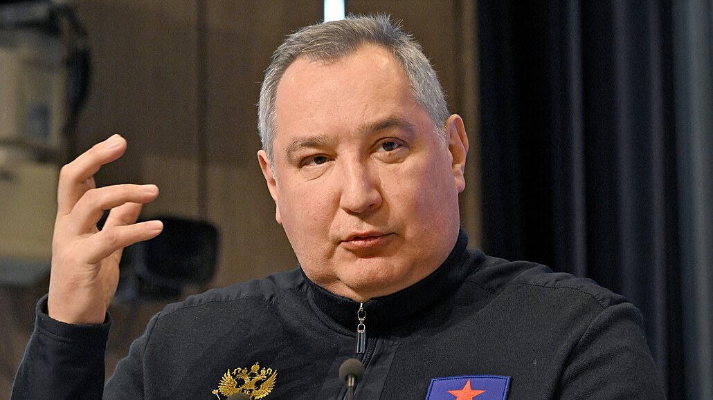éf ruské vesmírné agentury Roskosmos Dmitrij Rogozin (26. kvtna 2022)