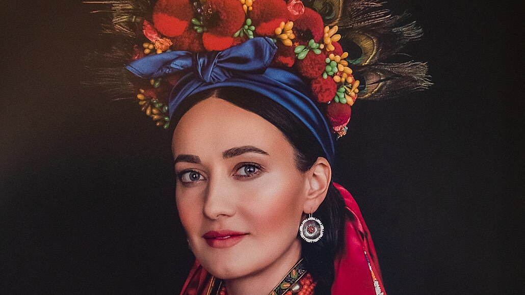 Muzeum východních �ech uspo�ádalo výstavu Ukrajina kroj� a tradic, na snímku je...