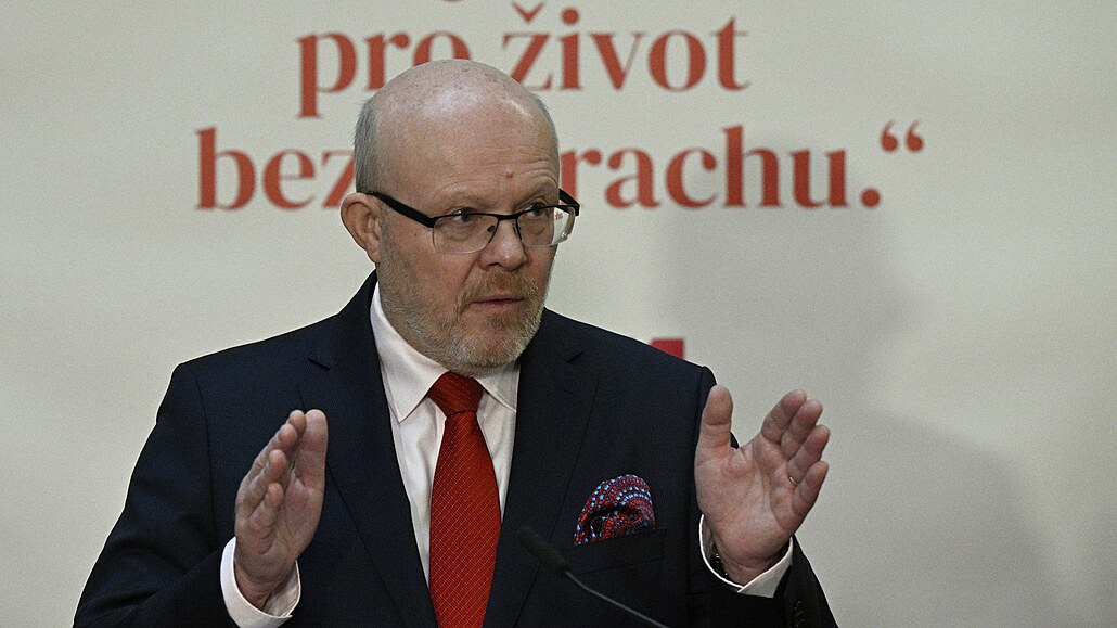 Ministr zdravotnictví Vlastimil Válek (20. prosince 2022)