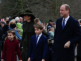 Princezna Charlotte, princezna Kate, princ George a princ William po vánoní...