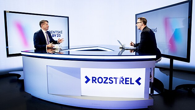 Hostem poadu Rozstel je kandidt na prezidenta Karel Divi. (22. prosince 2022)