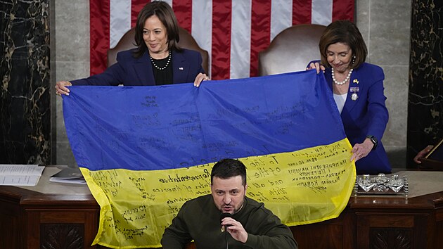 Ukrajinsk prezident Volodymyr Zelenskyj ml projev v americkm Kongresu. (21. prosince 2022)