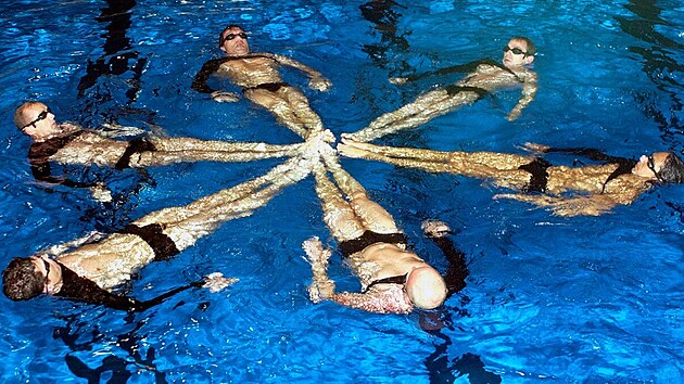 V olympijských soutích v synchronizovaném plavání budou moci u v Paíi v...