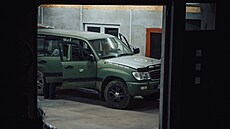 P�estavba Toyoty Land Cruiser, se kterou fotograf Jan Stárek mí�í na dakarskou...