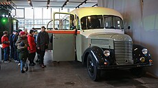 Technické muzeum v Liberci se pyní autobusem Praga RND z roku 1947.