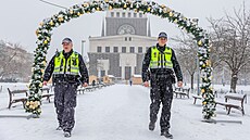 Strá�níci z Prahy 3 hlídají i váno�ní trhy.