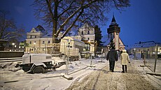 Rekonstrukce nám�stí Tr�k� z Lípy ve Sv�tlé nad Sázavou se kv�li podlo�í o p�l...