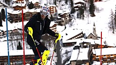 Britský slalomá Dave Ryding se chystá na závody v Madonn di Campiglio.