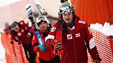 Rakouský slalomá Manuel Feller v Madonn di Campiglio