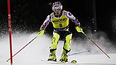 Britský slalomá Dave Ryding na svahu v Madonn di Campiglio.