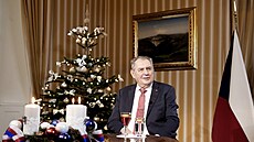 Prezident Milo Zeman pednesl na zámku v Lánech své vánoní poselství. lo o...
