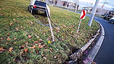 Cizinec boural v Plzni u Makra. Krom� toho, �e byl zna�n� opilý, jel s p�edními...