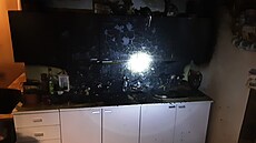 Po�ár v kuchyni rodinného domku v Tu�ín� na P�erovsku se obyvatel�m poda�ilo z...
