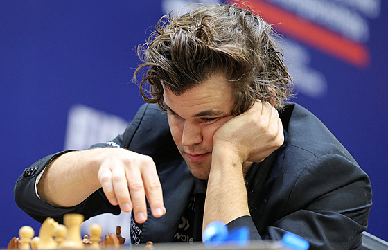 První hrá svtového ebíku achist Magnus Carlsen.