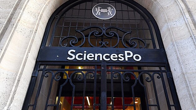 kola Sciences Po v Paíi.