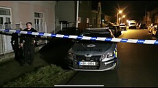Policie v Městci Králové postřelila muže, který ohrožoval rodinu sekerou. (31....