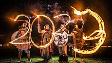 V anglickém Flamborough se na nový rok pipravuje i prvod viking. (31....