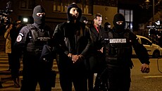 Policie zadržela oba bratry v luxusní vile v Bukurešti. Andrew Tate a jeho...