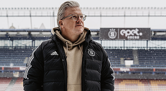 Nový sparanský asistent Lars Friis nahradil svého dánského kolegu Thomase...