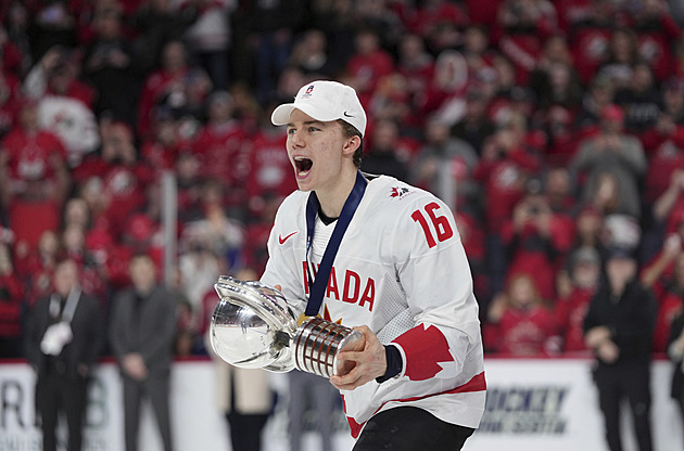 Jedničku draftu NHL bude volit Chicago, má šanci získat talent Bedarda