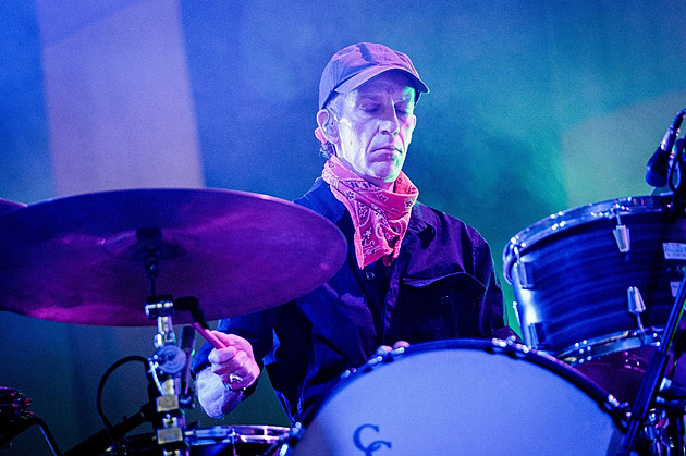 Bubeník kapely Modest Mouse zemřel na rakovinu, bylo mu 45 let