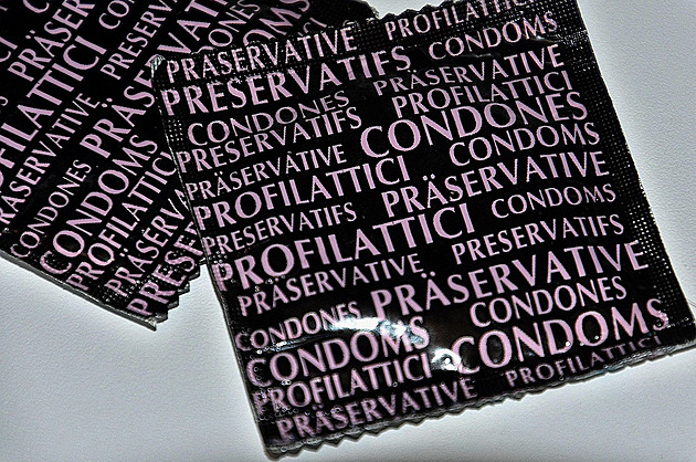Kondomy i pilulka po zdarma. Francie podporuje sexuální bezpečí mladých