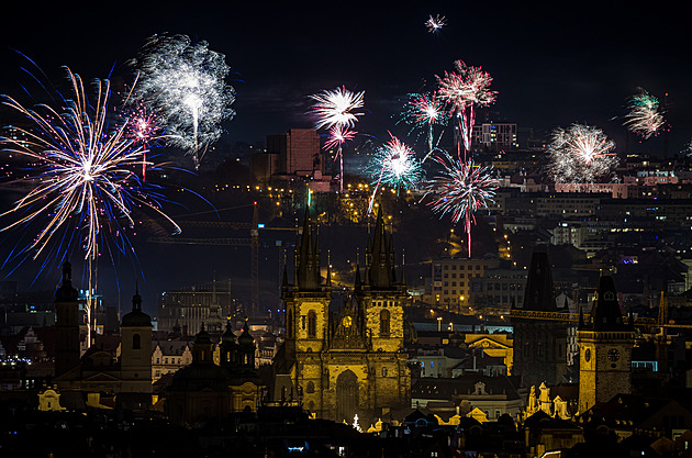 Policisté v Praze dohlédnou na dodržování zákazu odpalování pyrotechniky