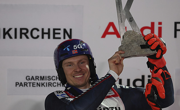 Nor Kristoffersen vyhrál slalom v Ga-Pa, Forejtek nedokončil první kolo