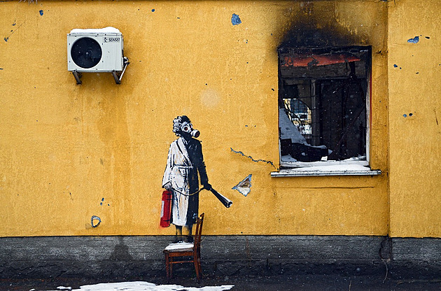 Vyřízl z domu Banksyho graffiti, dostal podmínku. Šlo o záchranu, říká Ukrajinec