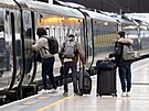 Zamstnanci britských eleznic opt stávkují, poadují lepí platy. (3. ledna...