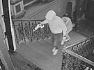 Zlod�je zachytila v dom� kamera