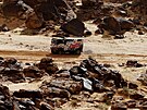 Jaroslav Valtr s tahaem stáje Buggyra ve 4. etap Rallye Dakar.