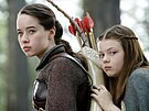 Anna Popplewellová a Georgie Henleyová ve filmu Letopisy Narnie: Princ Kaspian...