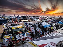 Pohled na startovní pole Dakaru 2023.