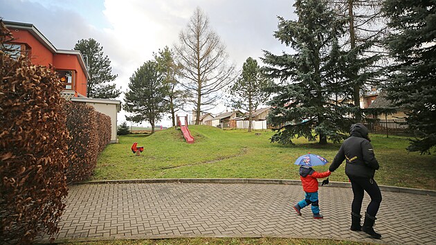 Msto Pibyslav plnuje oivit a obmnit plhektarovou zahradu matesk koly v Bezruov ulici vetn oplocen plhektarovho arelu
