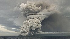 Erupce sopky Hunga Tonga - Hunga Ha�apai v lednu 2022
