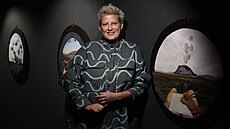 Eli�ka Podzimková v kulisách výstavy Malý princ, která je k vid�ní v Moravském...