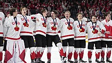 Kanad�tí junio�i k�ep�í se zlatými medailemi