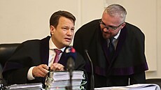 U soudu s bývalým premiérem a kandidátem na prezidenta Andrejem Babišem a jeho...