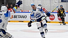 Kristián Pospí�il se raduje z vít�zného gólu.