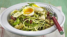 Tstoviny s kuecm masem a mozzarellou