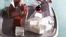 Dom�c� marshmallows s �okol�dou a citronem