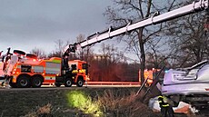 Hasi�i v Ostrav� vypro��ují zaklín�ného �idi�e z havarovaného auta. (5. ledna...
