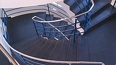 Teraco lze použít také na schodiště, a to i ve výrazných barvách.